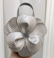 Fashionable 3D Petal Flower Solid Color Collar Handbag (including Lining)