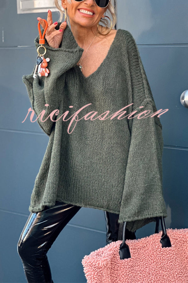 Fashionable Patchwork V-neck Long-sleeved Knitted Sweater