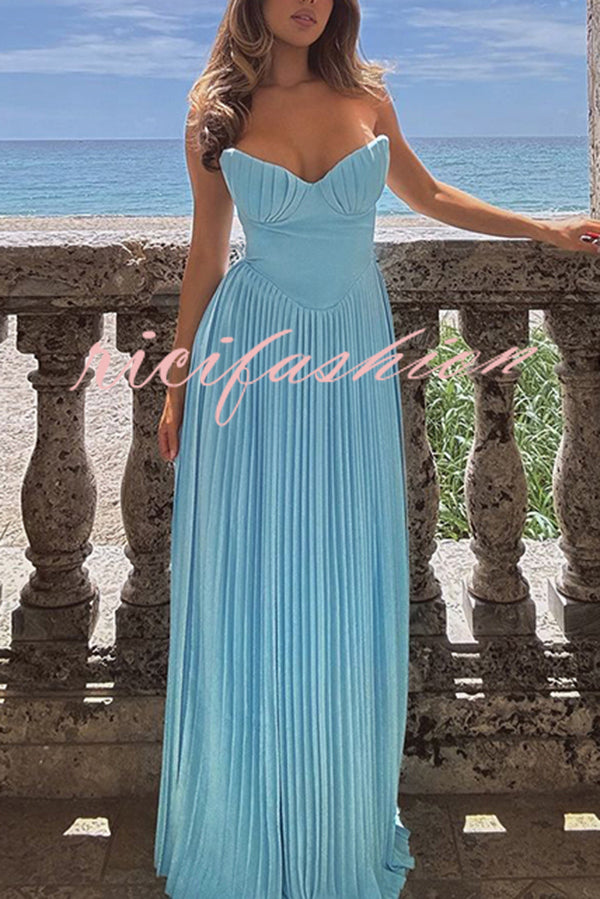 Romantic and Elegant Pleated Strapless Maxi Dress