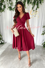 Zayla Solid Color Puff Sleeve V-neck Waist Slim Fit Midi Dress