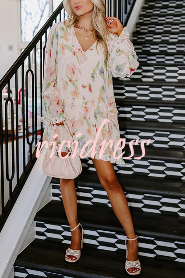 Striking Pleated Floral Print V Neck Ruffle Paneled Long Sleeve Mini Dress