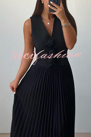 Stylish Rosette Sleeveless Tank Top and Pleated Maxi Skirt Set