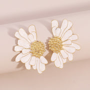 Retro Alloy Floral Pattern Earrings