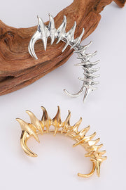 Thorn Spine Skeleton Mechanical Wind Earhook