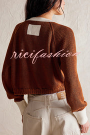 Stylish Contrasting Crew Neck Buttoned Knitted Cardigan