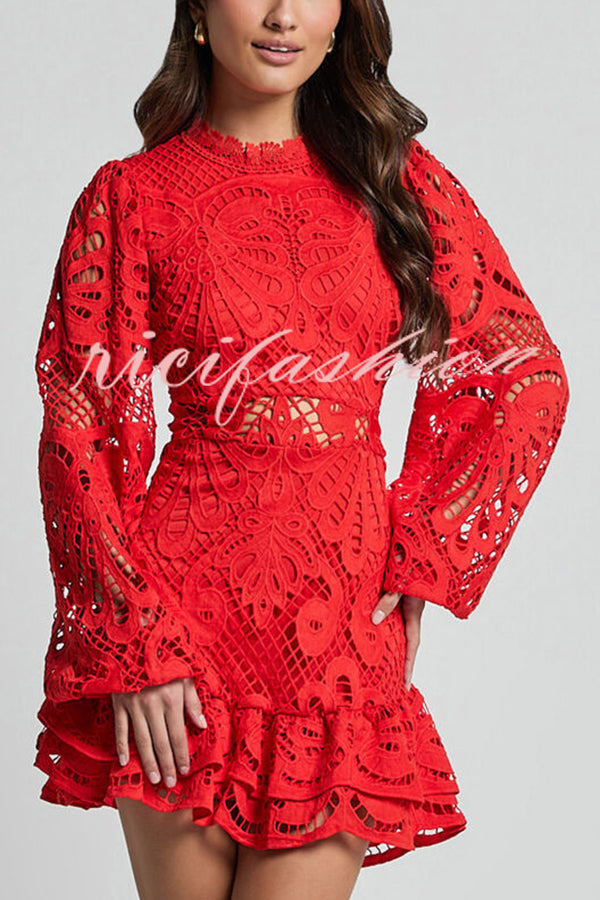 Solid Color Hollow Long-sleeved Waisted Lace Mini Dress