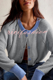 Stylish Contrasting Crew Neck Buttoned Knitted Cardigan