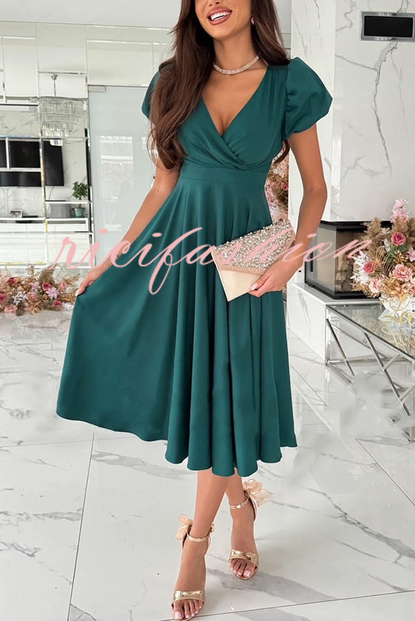 Zayla Solid Color Puff Sleeve V-neck Waist Slim Fit Midi Dress