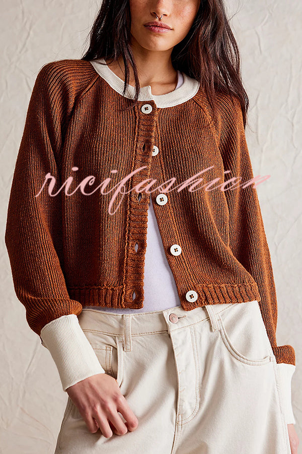 Stylish Contrasting Crew Neck Buttoned Knitted Cardigan